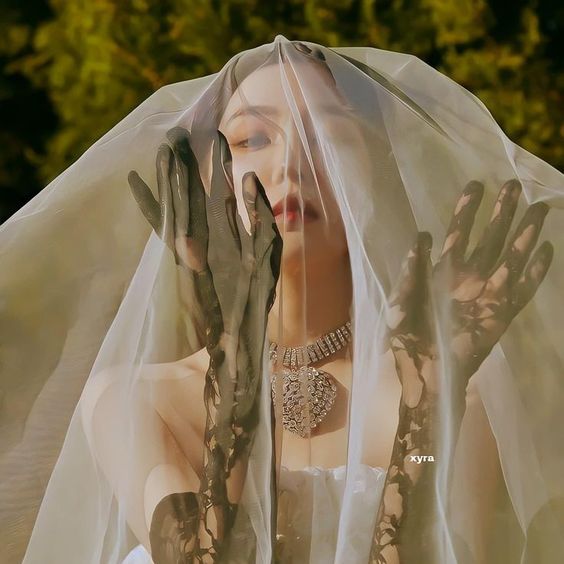 나는 분명 육지에서 나고 자랐는데 아가미가 허리에 고인다 | 인스티즈