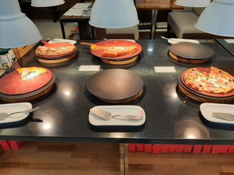 너무 화가나요. 주말 피자뷔페 사진이라 믿기시나요? | 인스티즈