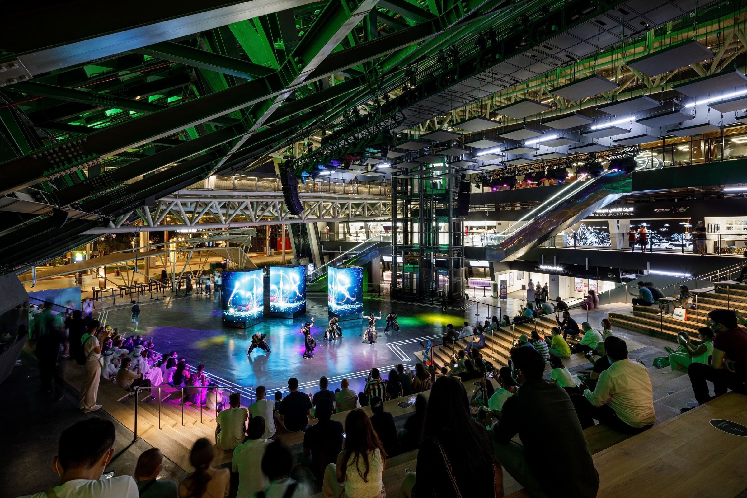 현재 전시 중인 2020 두바이 엑스포의 규모.JPG | 인스티즈