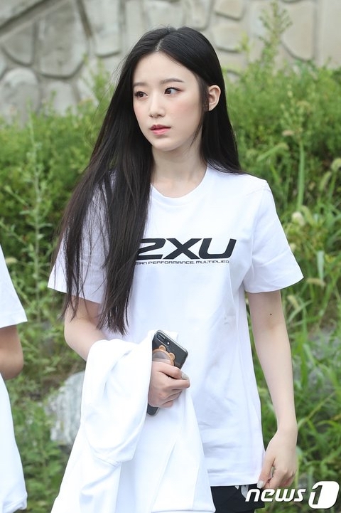 기사사진에서 살아남은 아이돌들 모음 | 인스티즈
