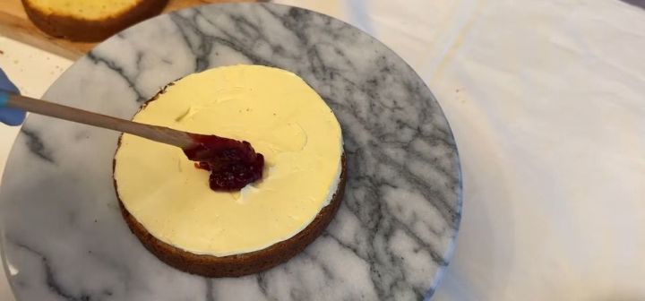 신세경이 크리스마스 기념으로 만든 케이크 | 인스티즈