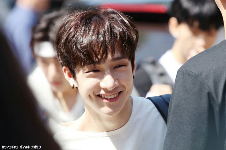 천사가 남긴 실수였나 아니면 진한 키스였나 보조개가 예쁜 남자아이돌 모음 | 인스티즈