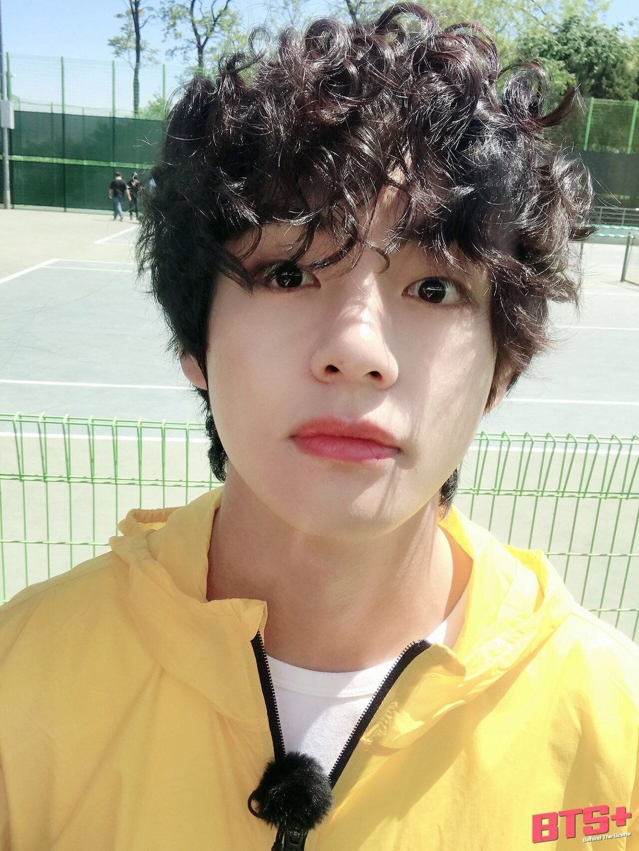 3대 미인점을 모두 소유하고 있는 남자, 세계 미남 1위 뷔 | 인스티즈