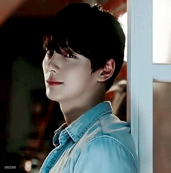 30대임에도 불구하고 소년미를 가지고 있는 남배우 5대장.gif | 인스티즈