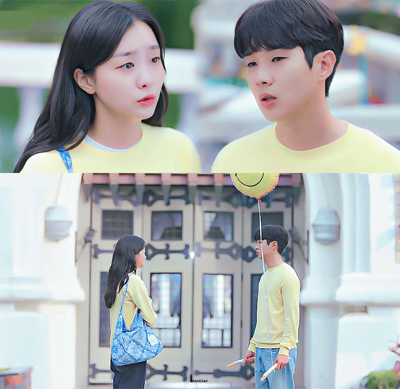 그 해 우리는에서 거의 매회 센스 있다고 언급 많은 교복~캠퍼스~오피스를 넘나드는 최우식X김다미 사계절 시밀러 룩.gifs | 인스티즈