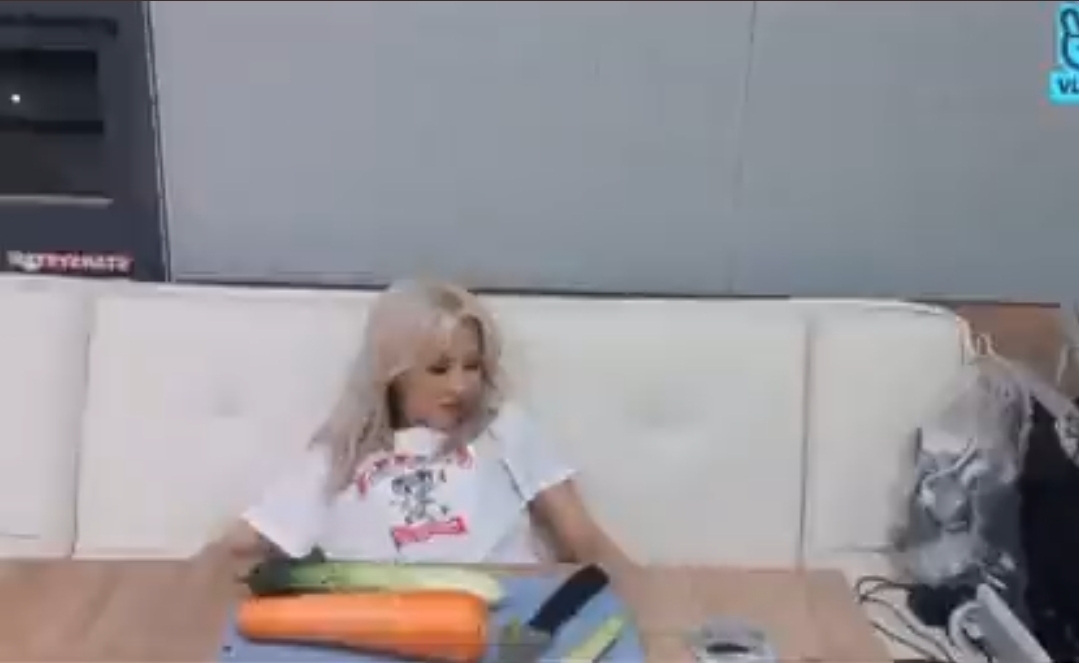 아이들 소연 야채 먹방 | 인스티즈