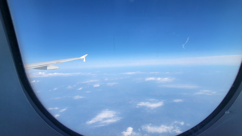 제주에서 오는 비행기에서 누리호 발사 봤다.twt | 인스티즈