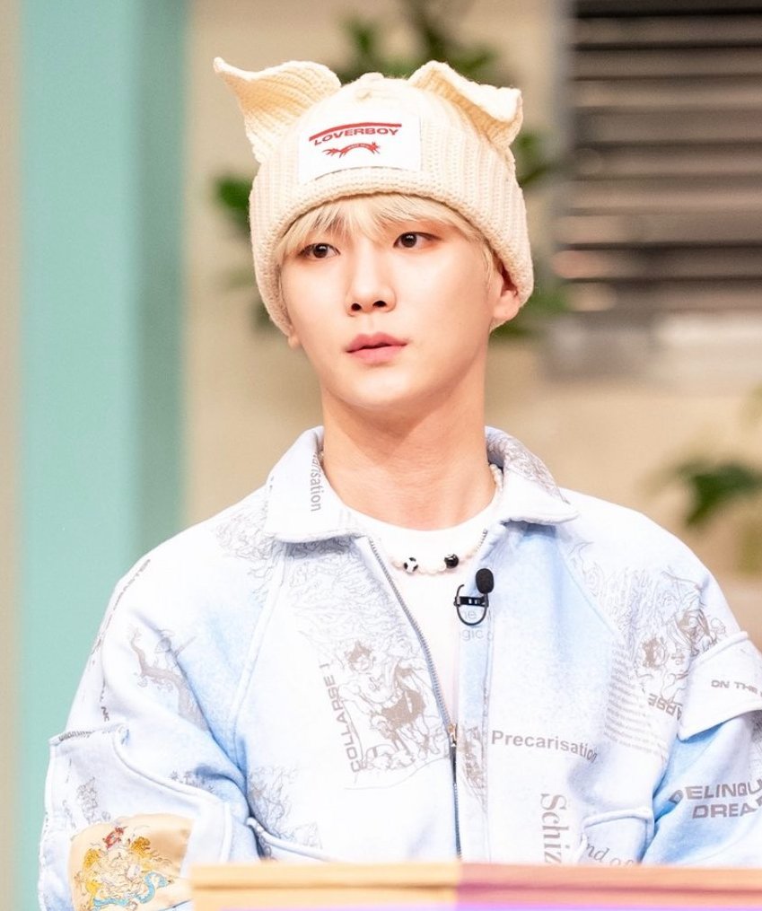 요즘 아이돌들 사이에서 핫한 것 같은 아이템.jpg | 인스티즈