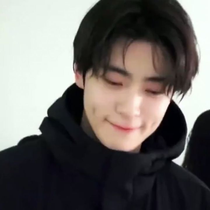 천사가 남긴 실수였나 아니면 진한 키스였나 보조개가 예쁜 남자아이돌 모음 | 인스티즈