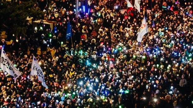 모범택시3 보고 울컥해서 다시올리는 응원봉 물결 | 인스티즈