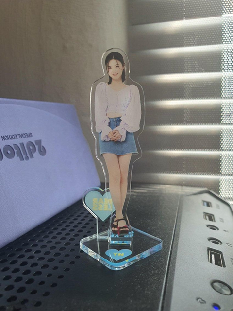 불법 굿즈 퀄 아니냐고 말나오는 브레이브걸스 공식 굿즈 | 인스티즈