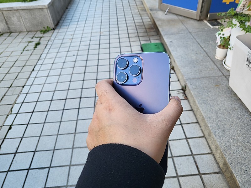 아이폰14 출시일에 인증샷, 후기 난리난 색상 | 인스티즈
