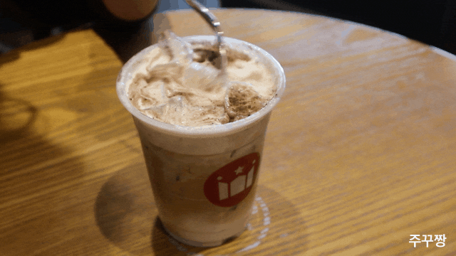 바닐라라떼는 전부 액상과당일까?? 답은 아니다!!!! | 인스티즈