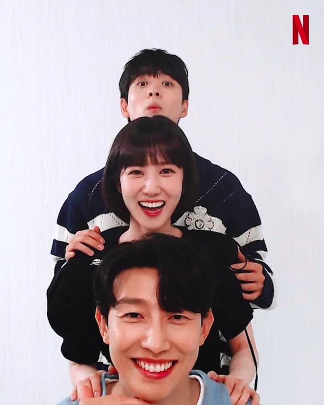 이상한 변호사 우영우 네컷사진.jpg | 인스티즈