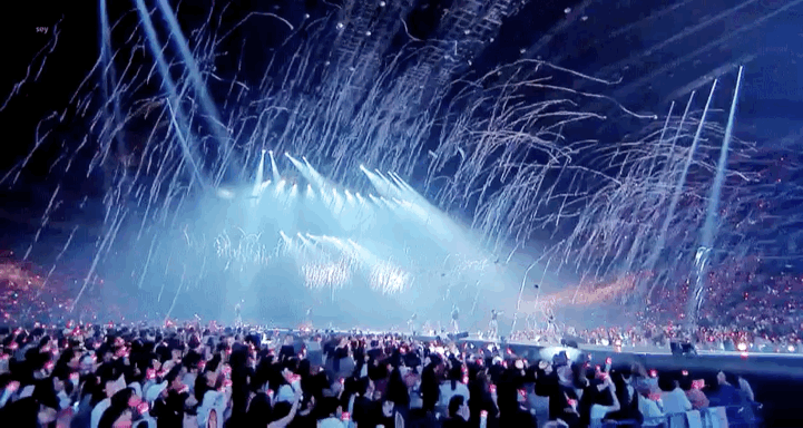 콘서트가 끝나고 떠나는 팬들에게 하고 싶은 말, 감정들을 담아 썼다는 가사 (케이팝 팬들 눈물주의) | 인스티즈