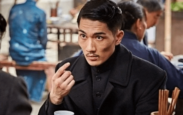 말술 마실 것 같이 생겼는데 사실 알쓰인 남배우들.gif | 인스티즈