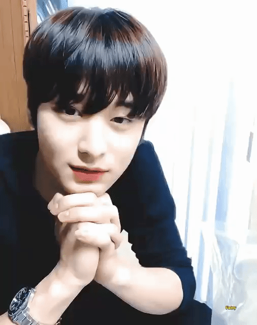 내가 더 좋아하는 모먼트는? 온미남 vs 냉미남 | 인스티즈