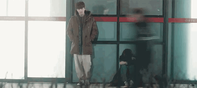 [365:운명을거스르는1년] 애정씬 하나없이 애틋했던 장르물 속 남주-여주 서사.gif | 인스티즈