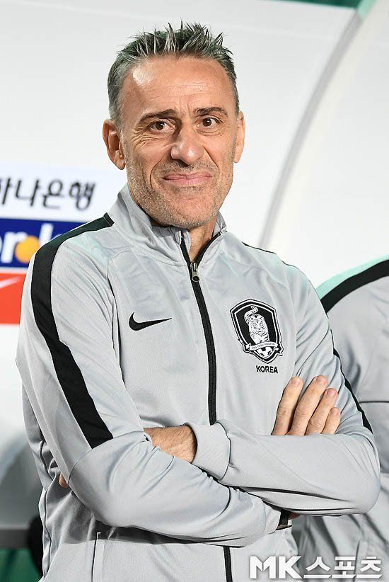 대한민국, 유일하게 외국인 감독으로 16강 진출 | 인스티즈
