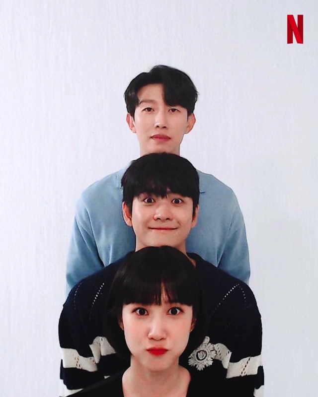 이상한 변호사 우영우 네컷사진.jpg | 인스티즈