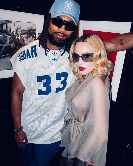 66세 마돈나, 남친과 무려 37살차…29살 남친 생일파티서 또 달라진 얼굴 | 인스티즈