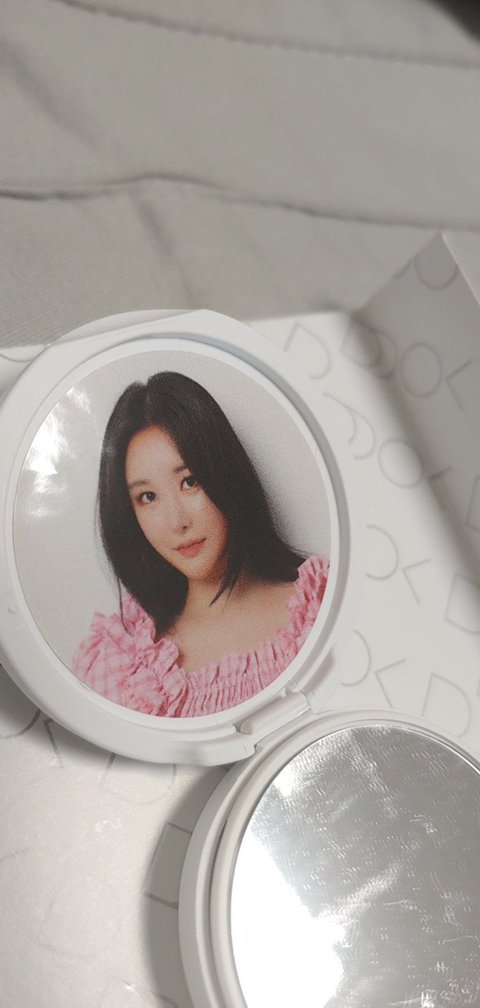 불법 굿즈 퀄 아니냐고 말나오는 브레이브걸스 공식 굿즈 | 인스티즈