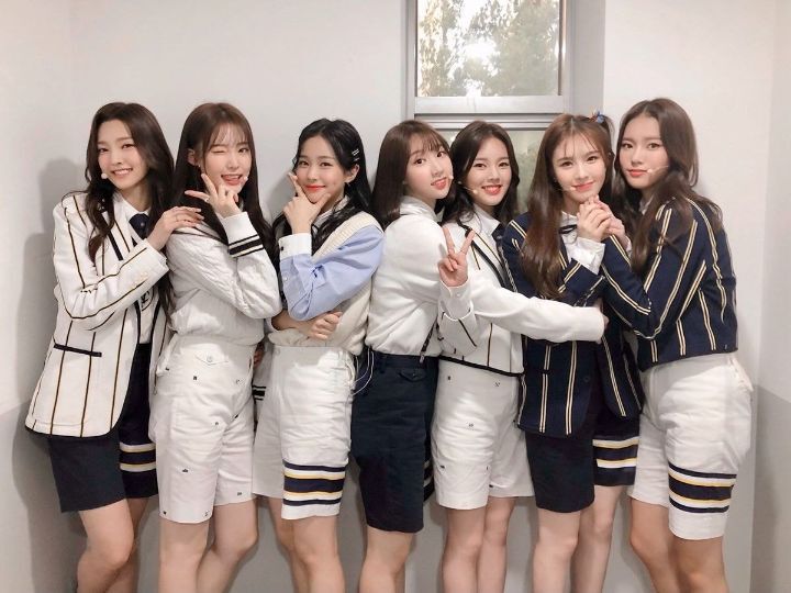 무대의상으로 하의를 바지만 입히는 신인여돌 코디 | 인스티즈