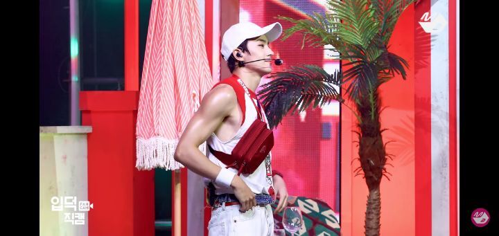 팔뚝에 환장하는 사람들을 위한 남자아이돌 민소매 모음 | 인스티즈