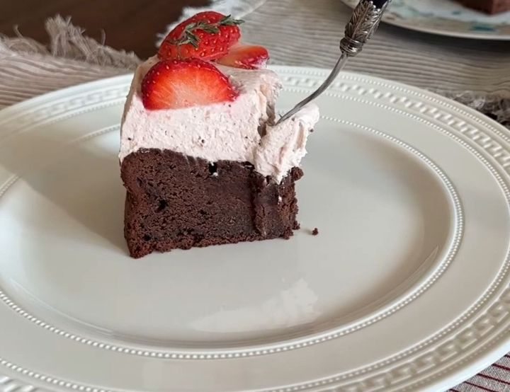 신세경이 크리스마스 기념으로 만든 케이크 | 인스티즈