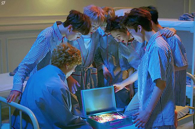 서로 다른 별에서 왔을 우리가 마주선 꽃인 동안 사랑해 | 인스티즈