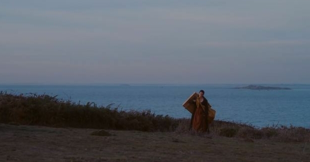 아가씨 초상화를 그려야 하는데, 화가인걸 숨기고 산책친구인척 하래요. 근데 자꾸 끌리는데 어떡하죠.jpg | 인스티즈