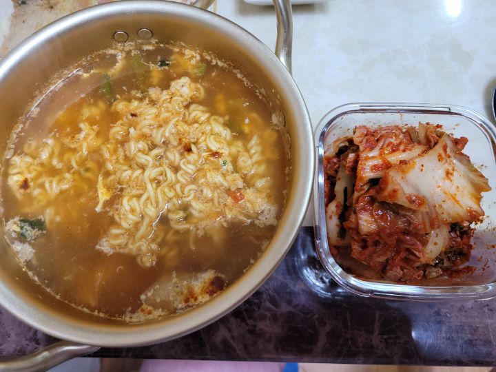 이루다스테이 이미지