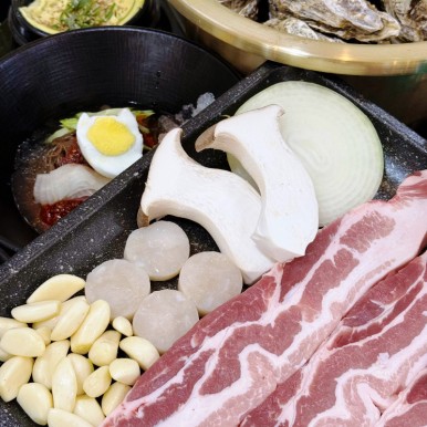 삼겹 이미지