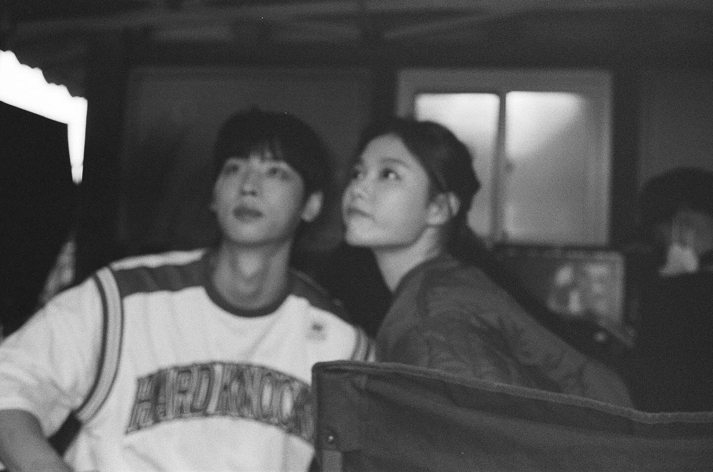 필름카메라 감성 낭낭한 넷플릭스 20세기 소녀 비하인드 직찍들 | 인스티즈