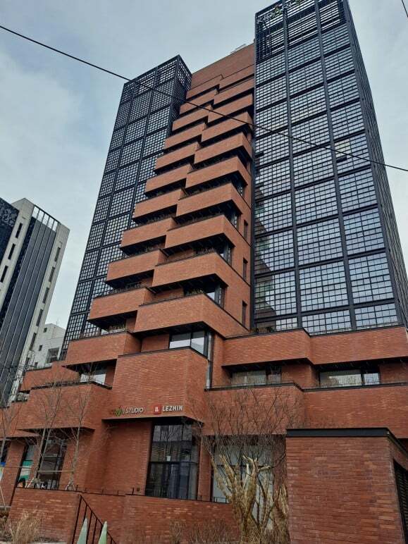 요즘 성수동에 많이 짓는 건물모음 | 인스티즈