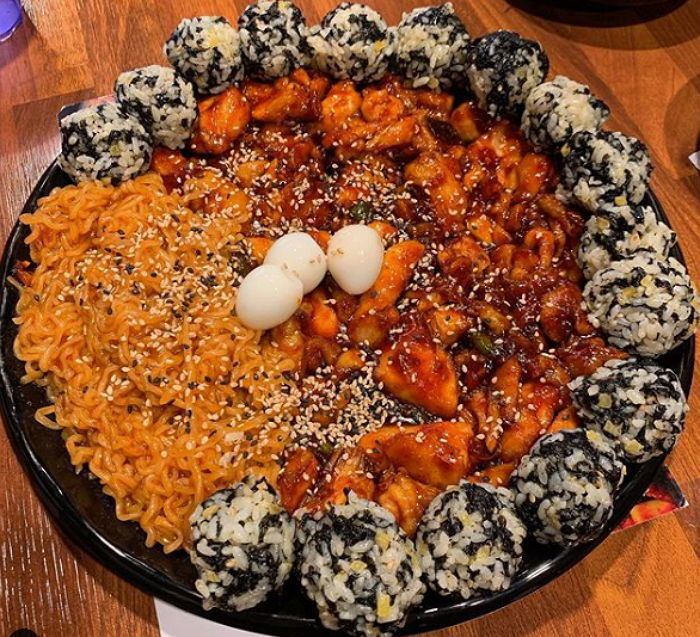 꼬꼬치킨 이미지
