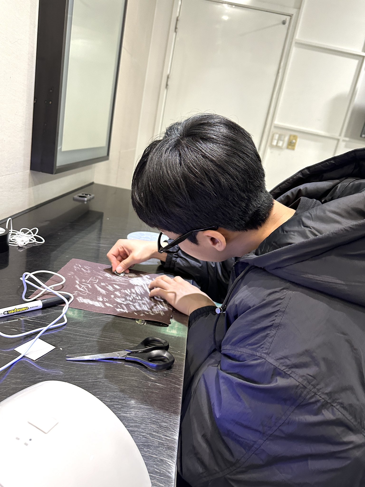 공방 때 팬들에게 색다른 선물을 준비한 | 인스티즈