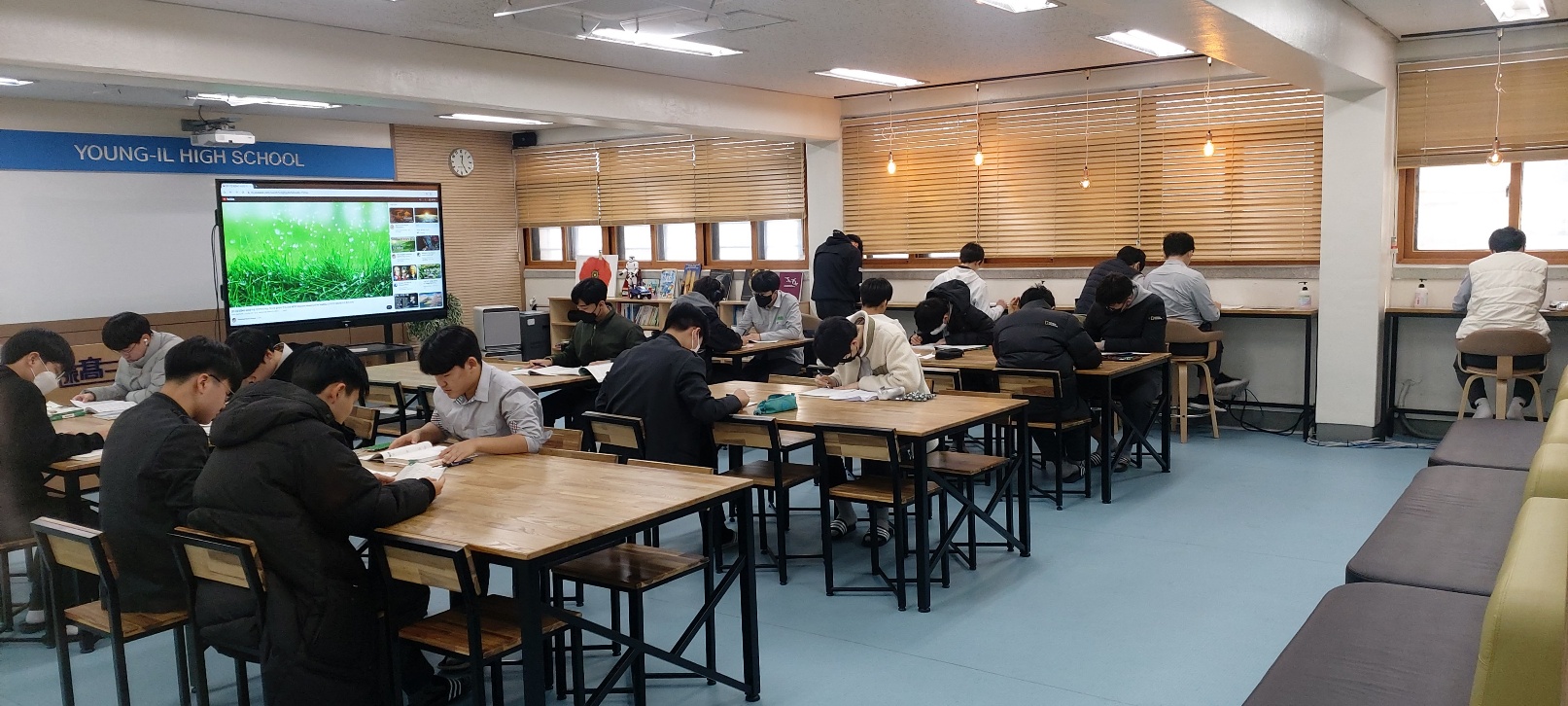 꿈담스터디카페 이미지