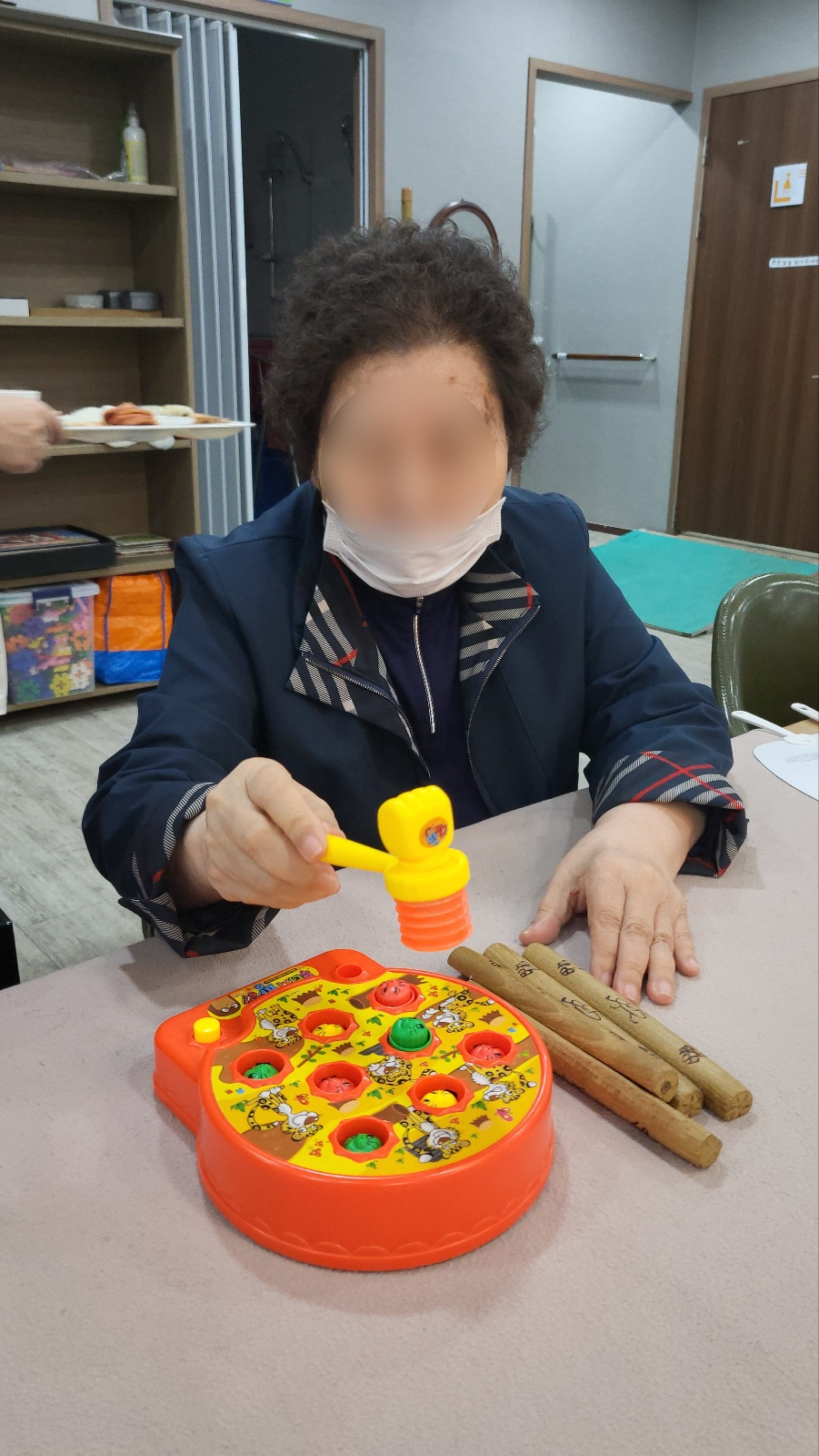 나비나b 이미지