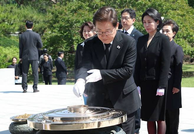 이씨이씨 이미지