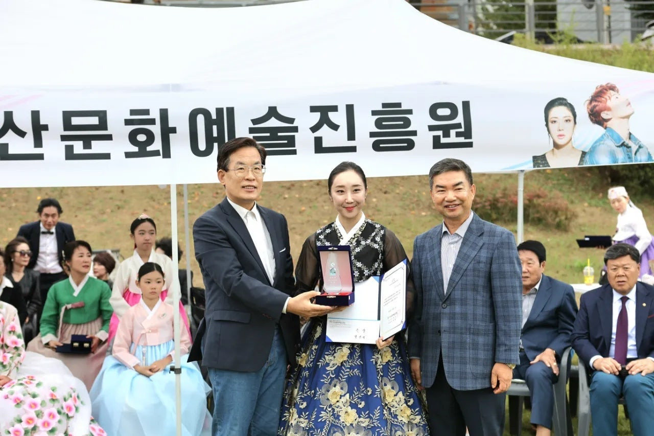 이시연한복 이미지