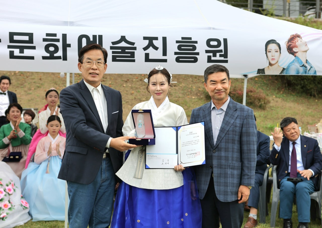 이시연한복 이미지
