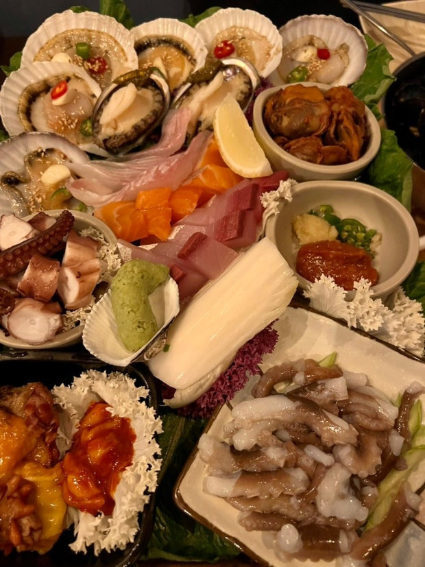 30살 이상부터 입장 가능하다는 홍대 해물요리 식당 | 인스티즈