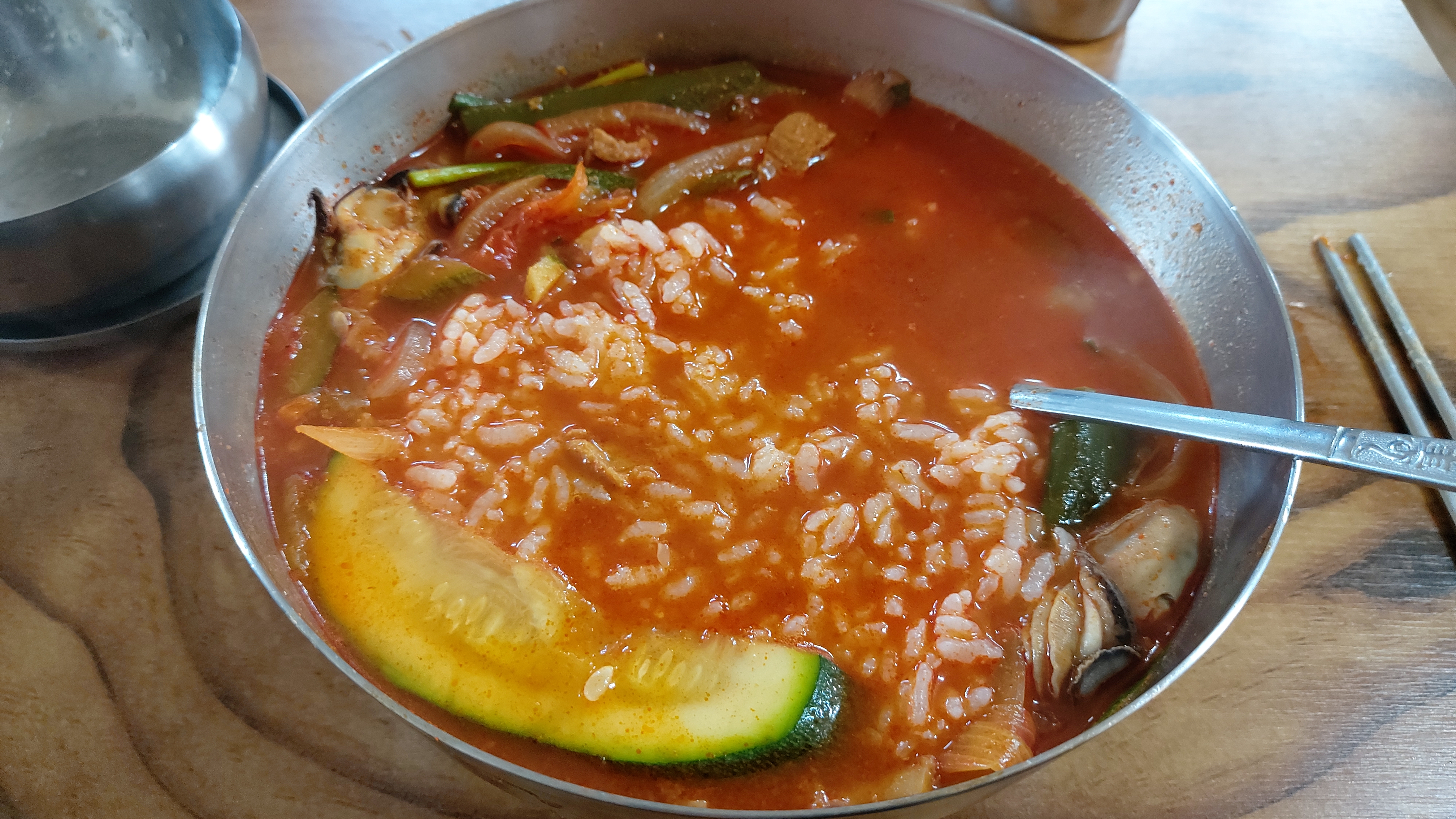 짬뽕국밥 이미지