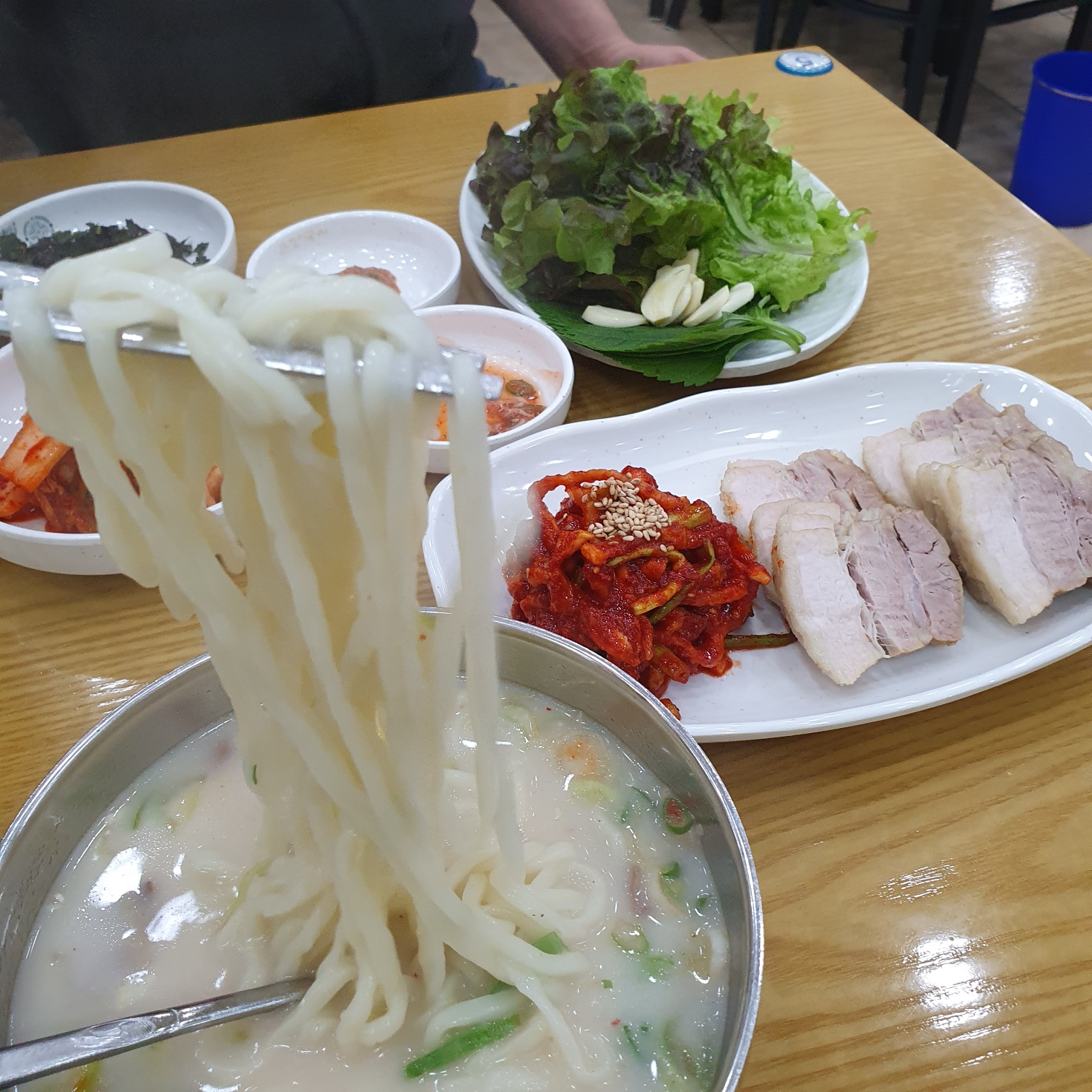 명동곰국시 이미지