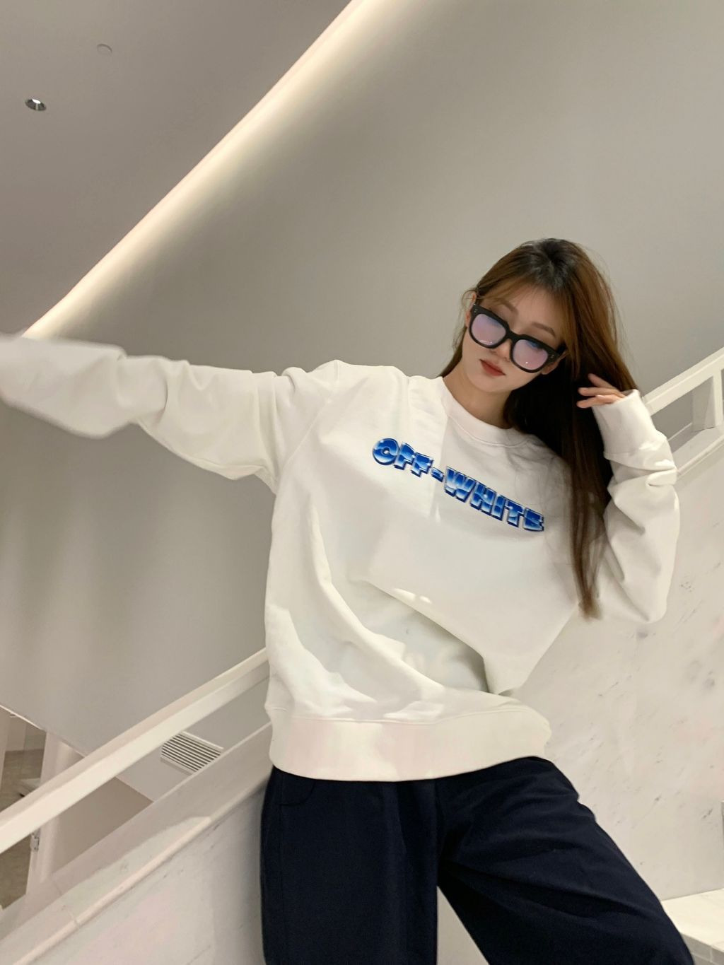 오프블루 이미지