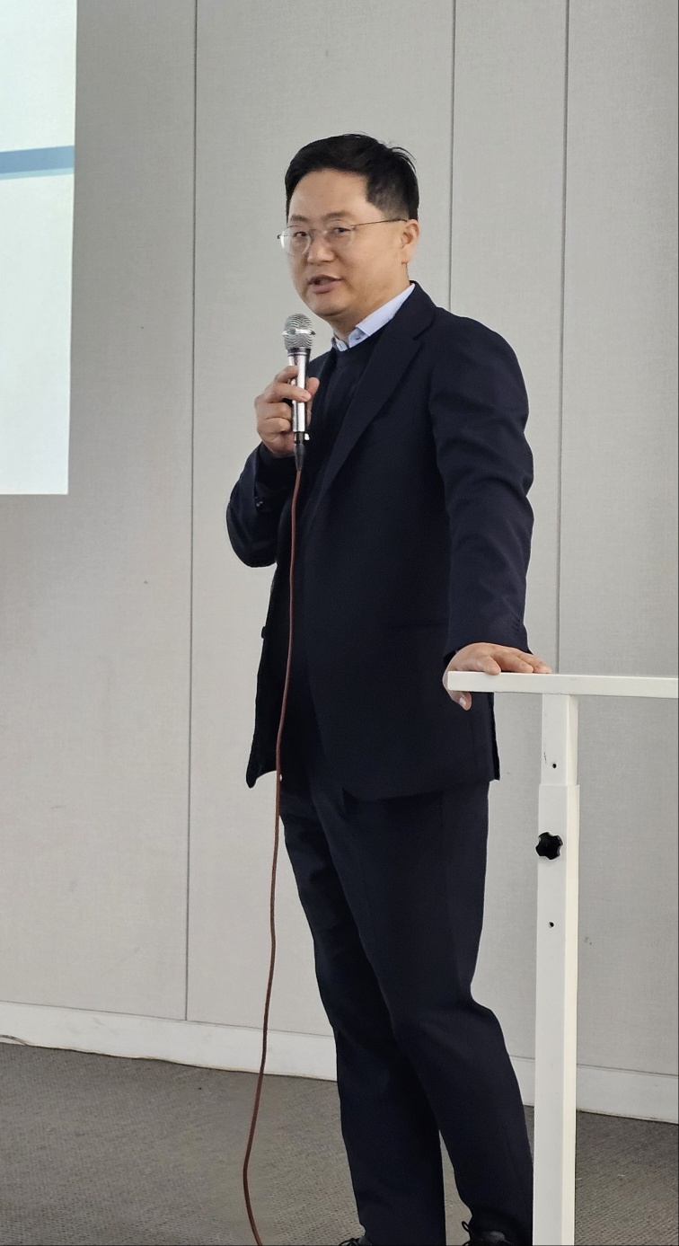 유토니글로벌 이미지