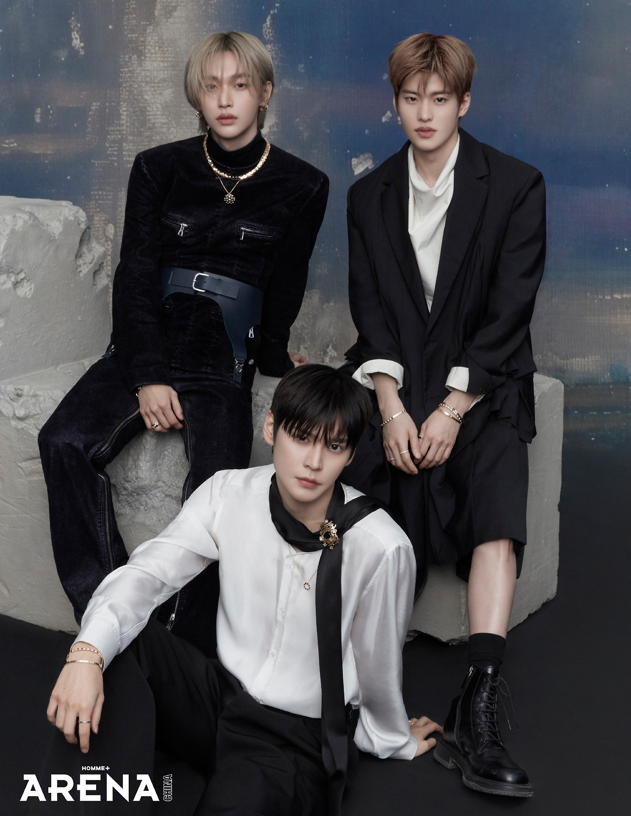 20260118아레나중국잡지가족사진