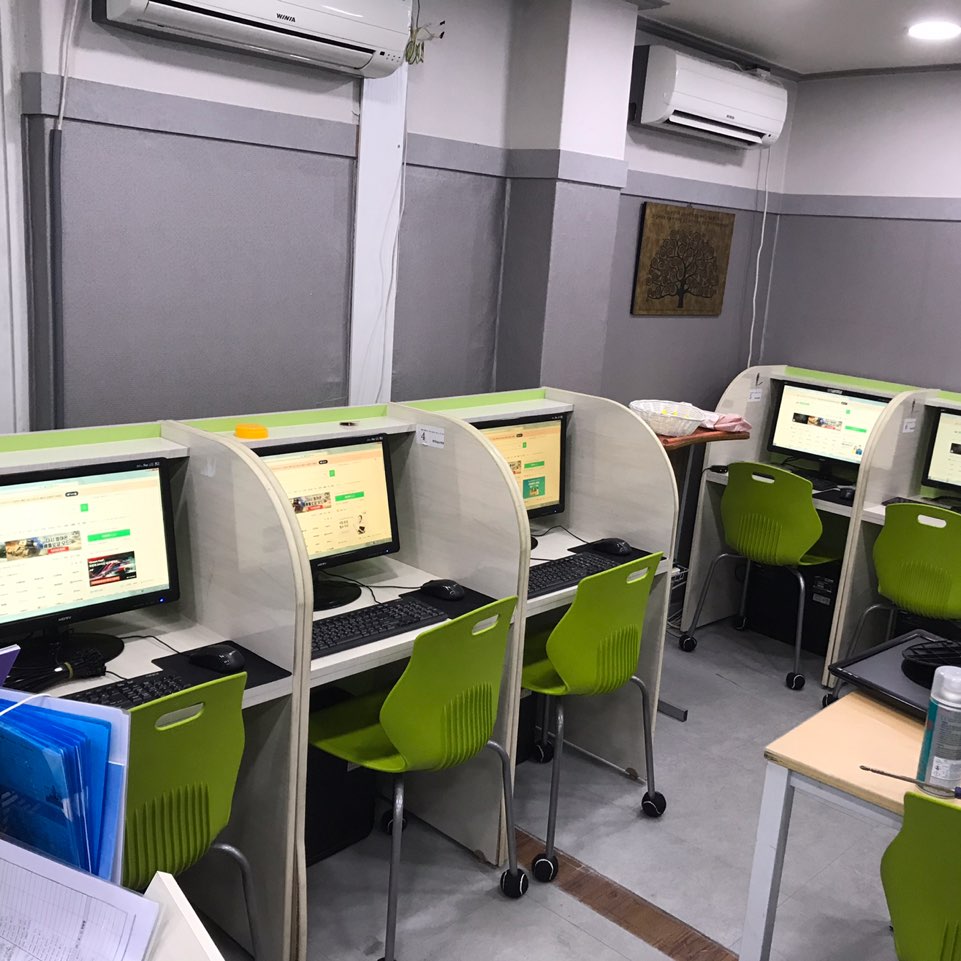 컴퓨터랩 이미지