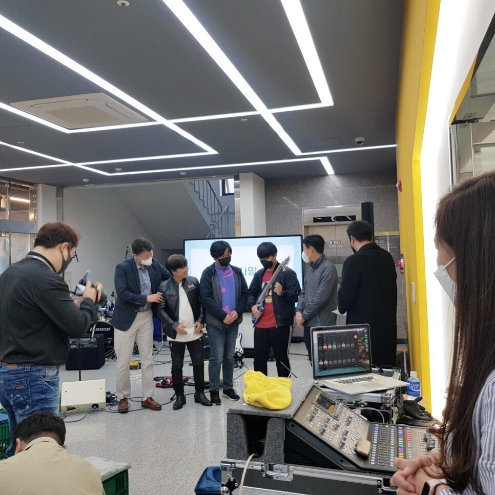 악기공간 이미지
